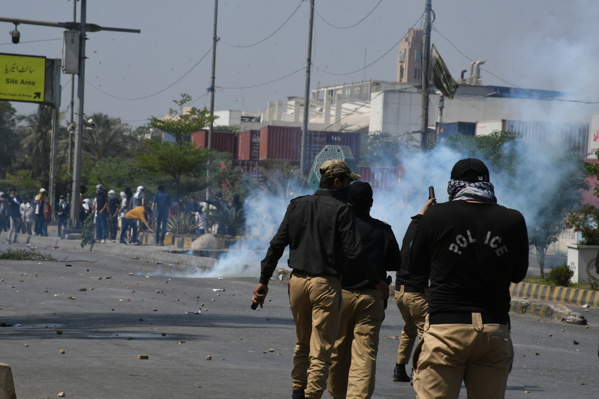 Chaos across Pakistan