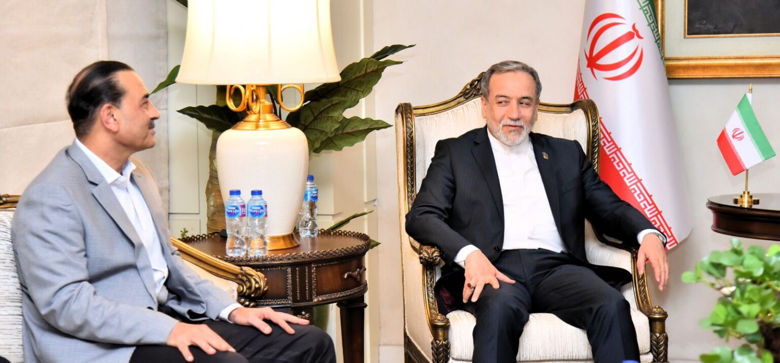Islamabad's Role Between Tehran and Washington