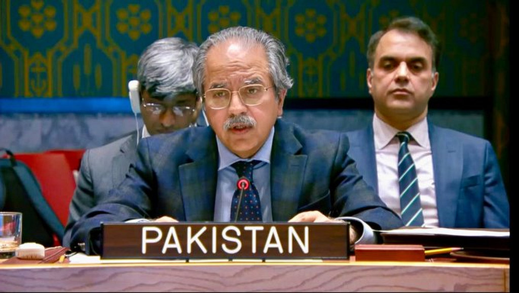 Pakistan Prioritizes De-escalation